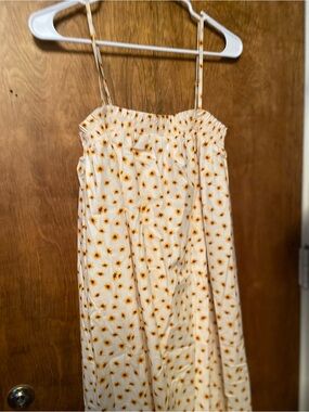 WeWoreWhat Cream Maxi Dress with Yellow Sunflower Print